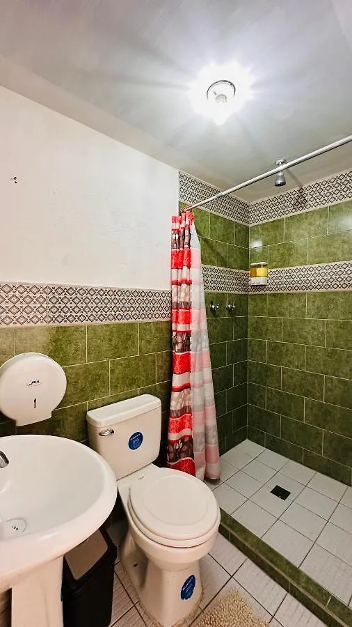 Casa De Las Flores Guatemala City Homestay